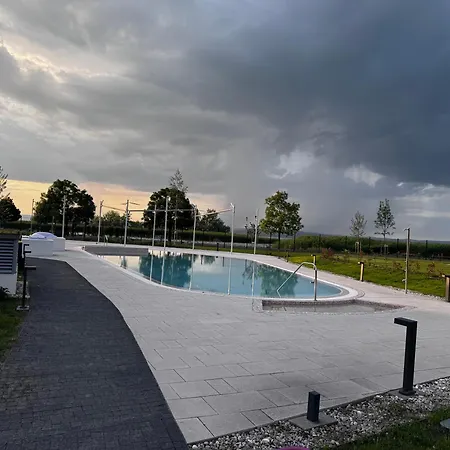 Apartament Szemesbay Lakas B 101