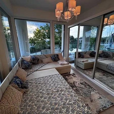 Szemesbay Lakas B 101 Apartament *