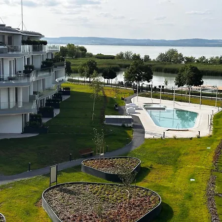 Appartement Szemesbay Lakas B 101 Balatonszárszó